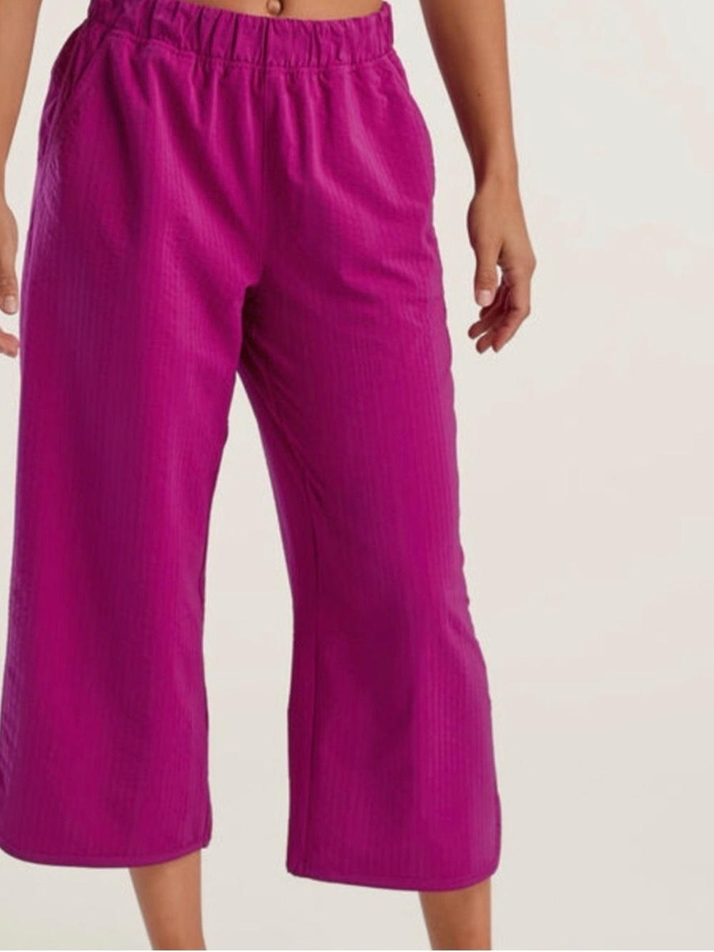 Title Nine Woman’s Slaycation Wide Leg Textured Cropped Pants Size XS